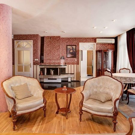 Aristocratic, Elegant, Designer Top Central Apartment Sofia Eksteriør billede