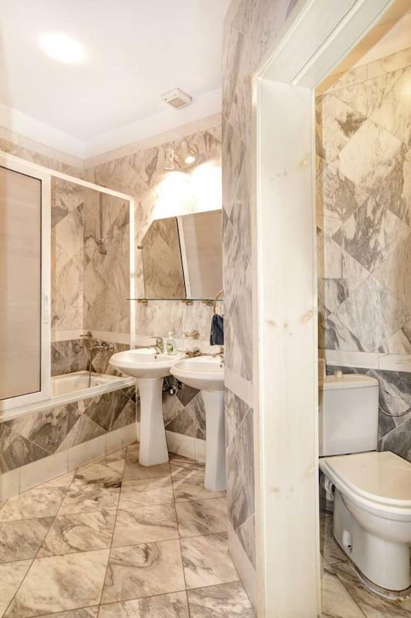 Aristocratic, Elegant, Designer Top Central Apartment Sofia Eksteriør billede