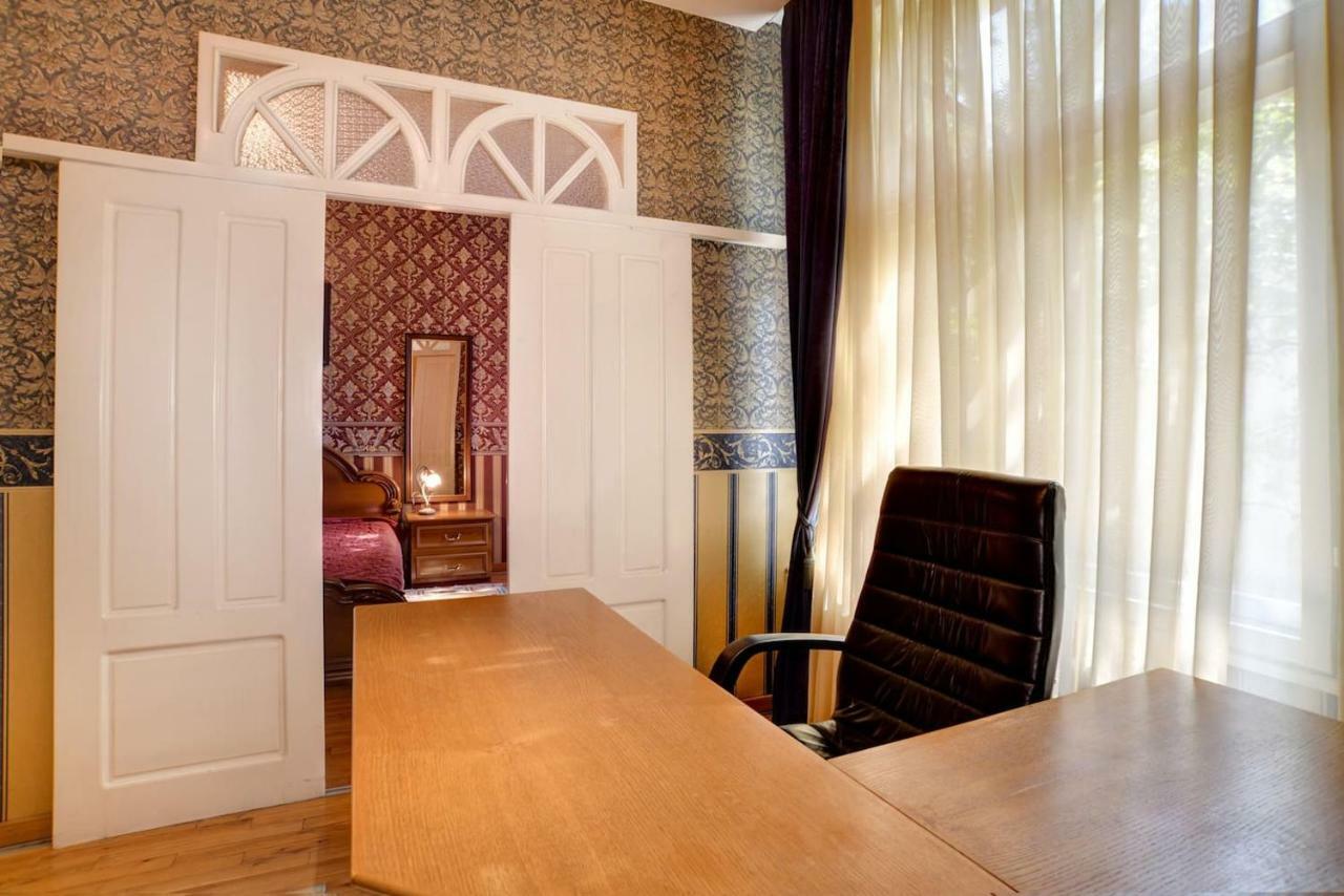 Aristocratic, Elegant, Designer Top Central Apartment Sofia Eksteriør billede
